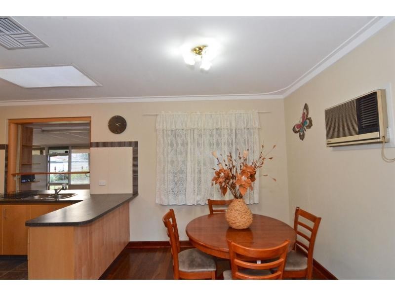 16 Wallsend Street, Safety Bay WA 6169