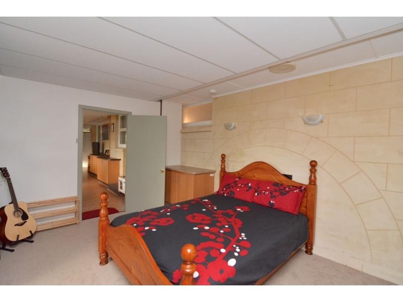 16 Wallsend Street, Safety Bay WA 6169