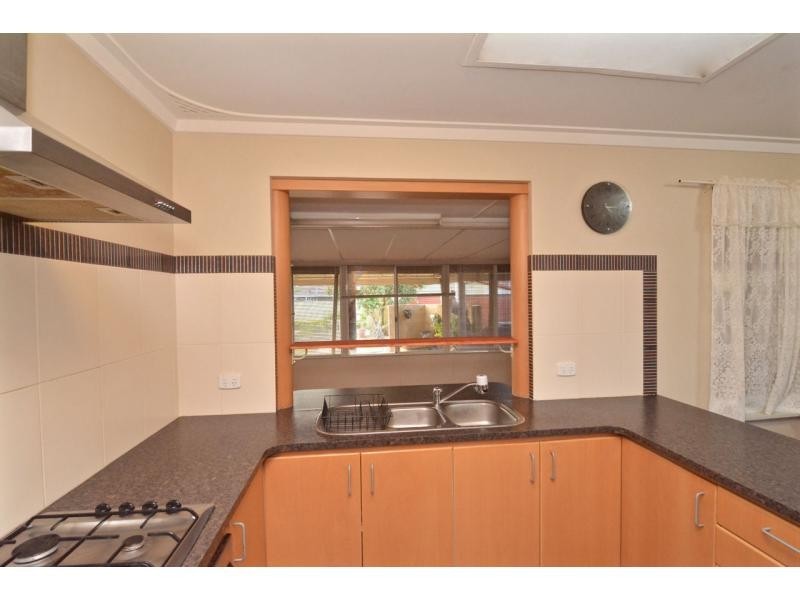 16 Wallsend Street, Safety Bay WA 6169