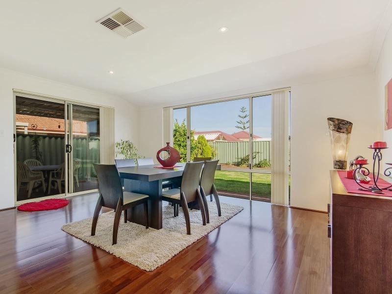 35 Ellington Terrace, Port Kennedy WA 6172