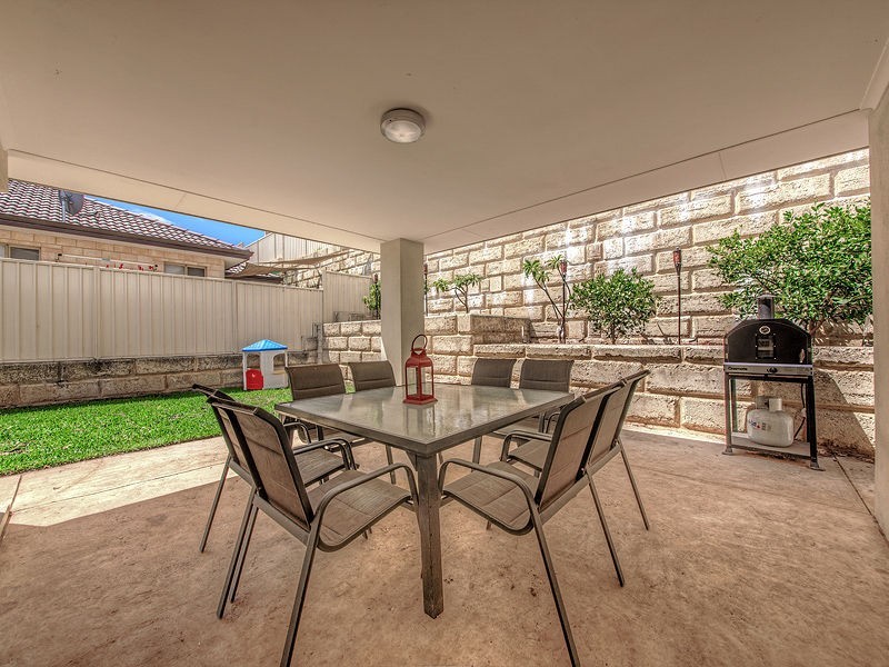 18 Archer Street, Pearsall WA 6065