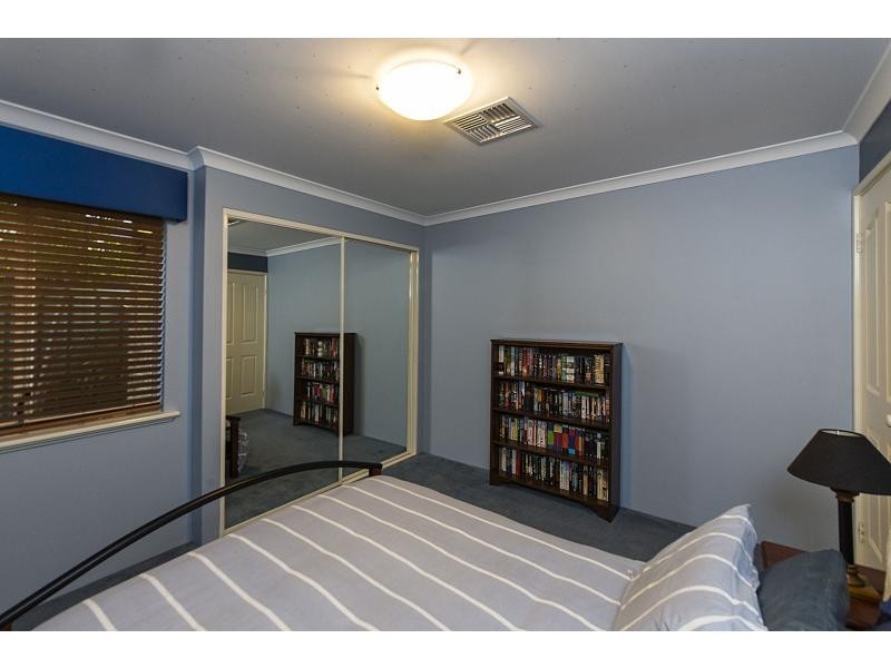 19 Dryandra Elbow, Atwell WA 6164