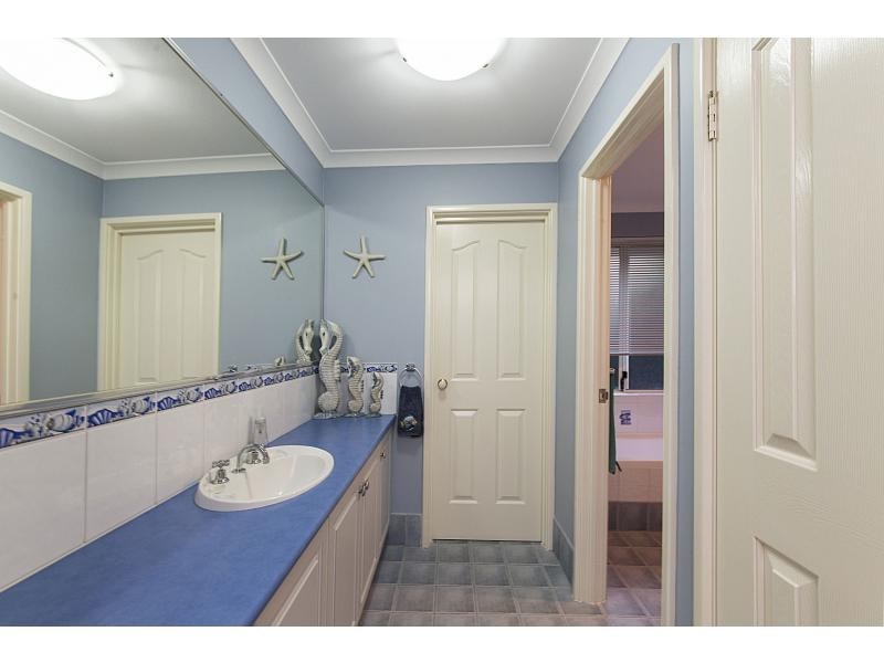 19 Dryandra Elbow, Atwell WA 6164