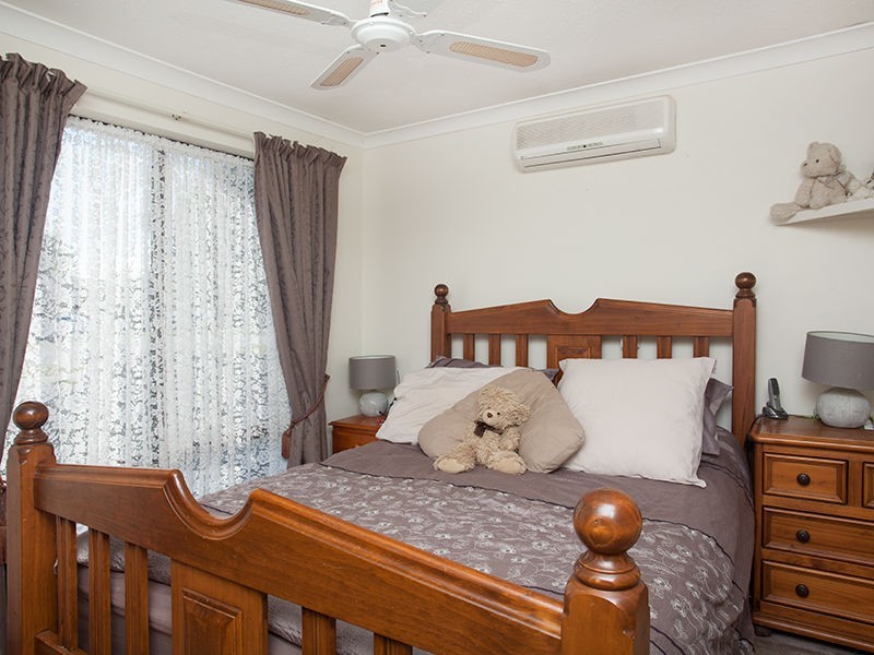 16 Jubilee Drive, Waikiki WA 6169