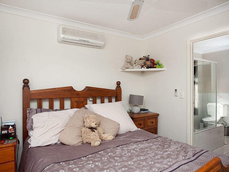 16 Jubilee Drive, Waikiki WA 6169