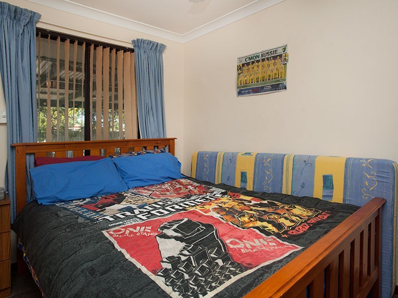 16 Jubilee Drive, Waikiki WA 6169