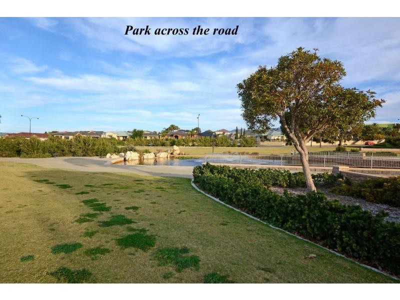 19 Fleming Parkway, Clarkson WA 6030