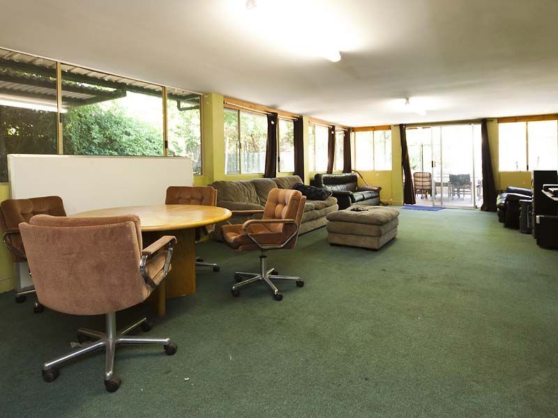 10 Agati Place, Forrestfield WA 6058