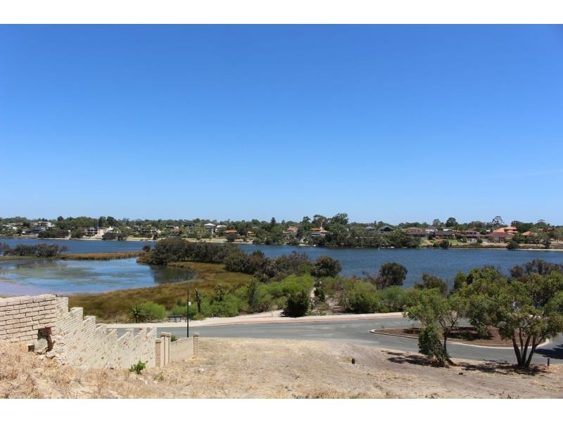 L74 River Way, Salter Point WA 6152