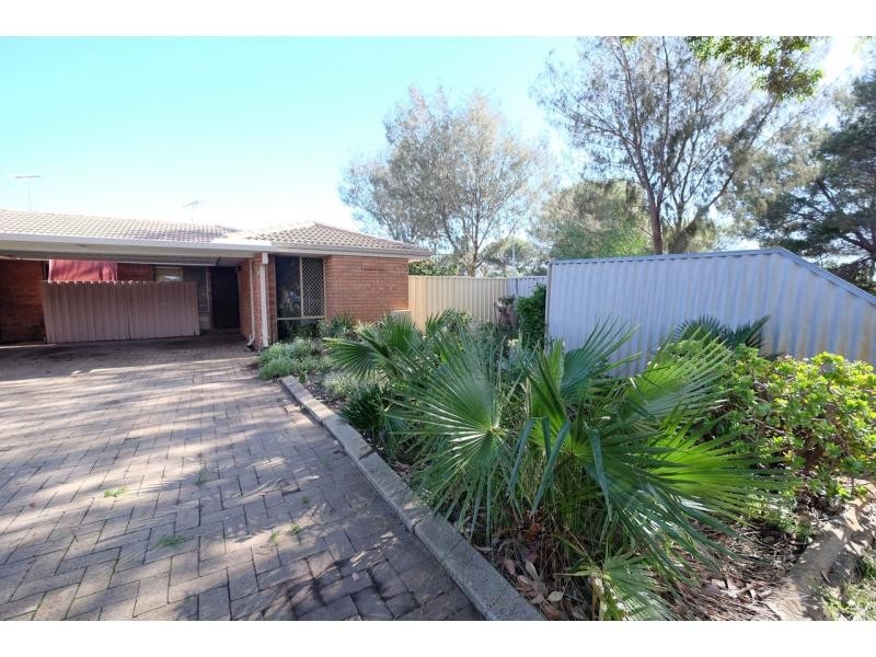 1/27 Port Royal Drive, Safety Bay WA 6169