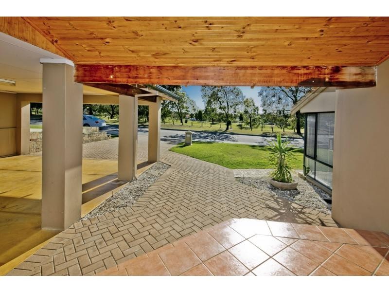 69 Belleview Crescent, Dianella WA 6059