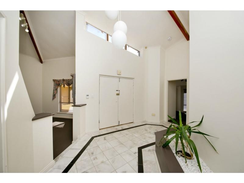 69 Belleview Crescent, Dianella WA 6059