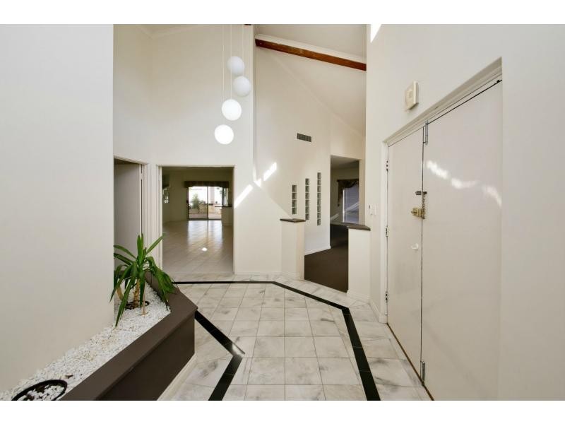 69 Belleview Crescent, Dianella WA 6059