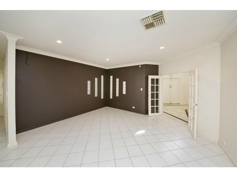 69 Belleview Crescent, Dianella WA 6059