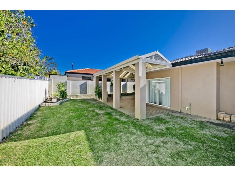 69 Belleview Crescent, Dianella WA 6059