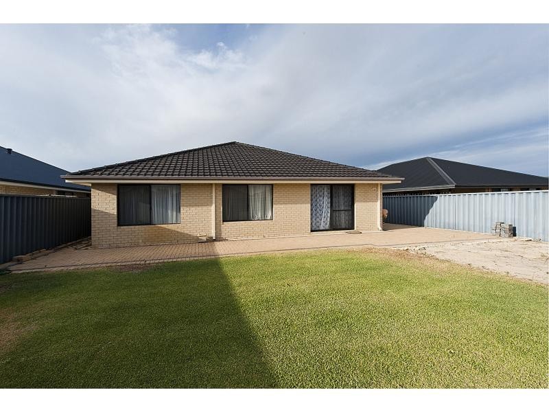 14 Starflower Way, Baldivis WA 6171