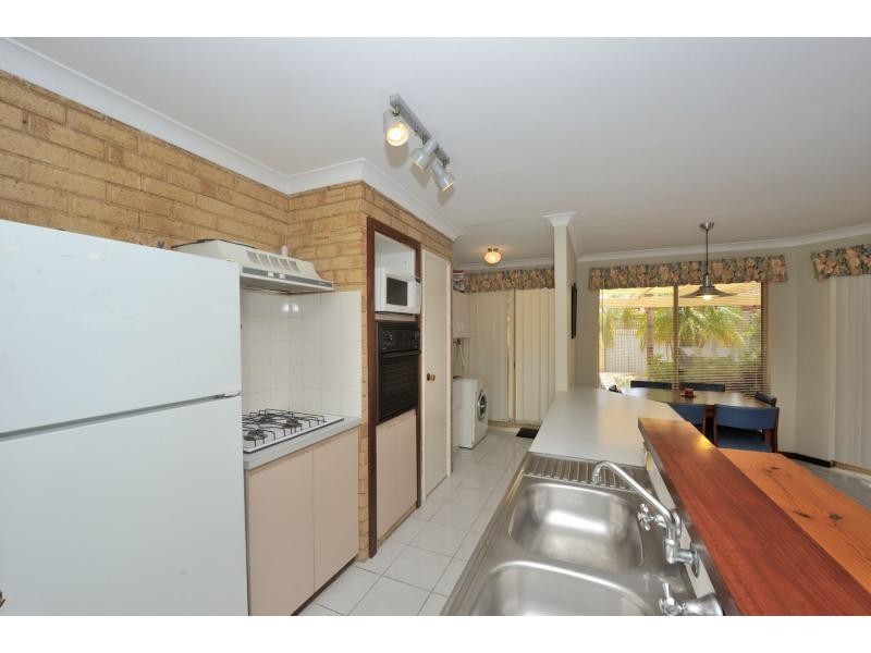 71 Mataitai Loop, Cooloongup WA 6168