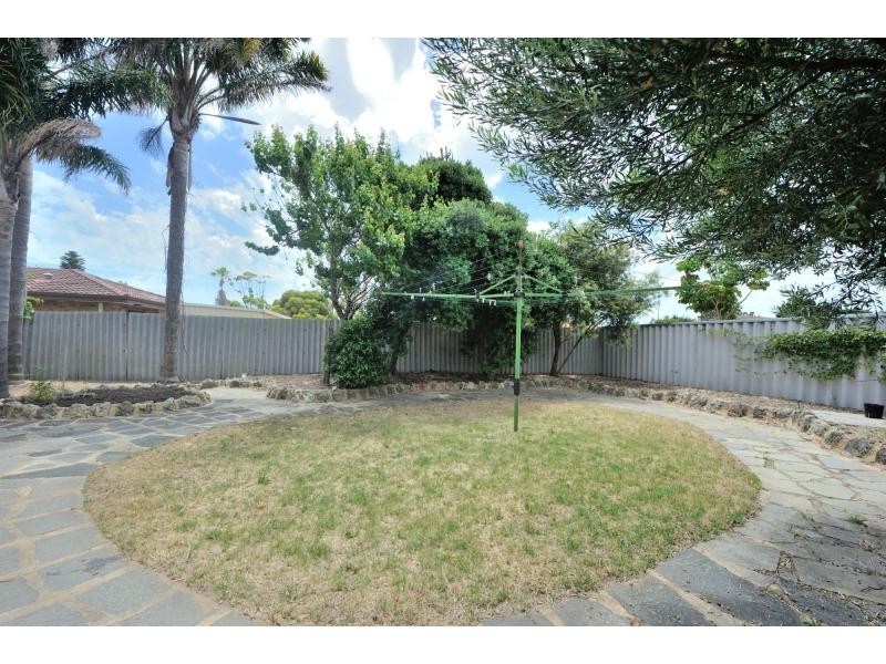 71 Mataitai Loop, Cooloongup WA 6168
