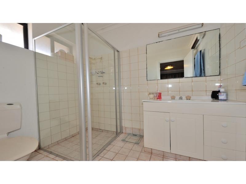 24 Muir Street, Halls Head WA 6210