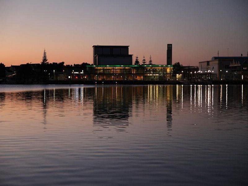 24 Muir Street, Halls Head WA 6210