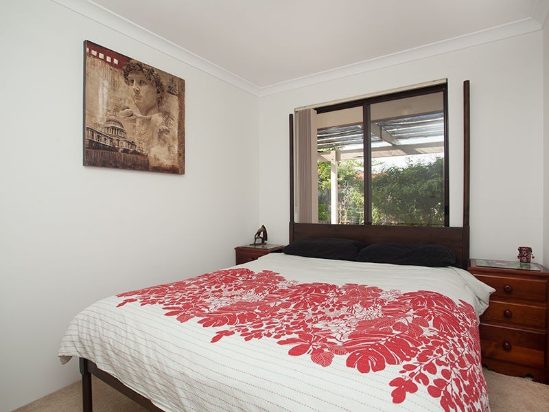 12 Belrose Crescent, Cooloongup WA 6168