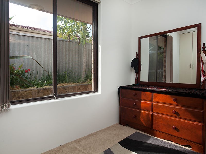 12 Belrose Crescent, Cooloongup WA 6168