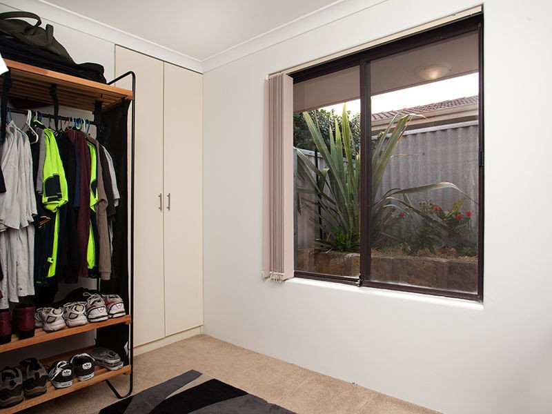 12 Belrose Crescent, Cooloongup WA 6168