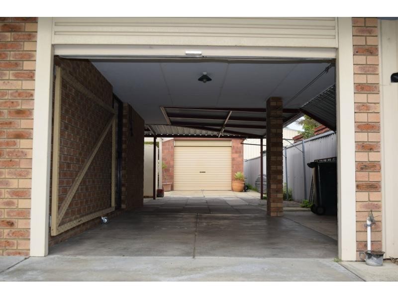 12 Belrose Crescent, Cooloongup WA 6168