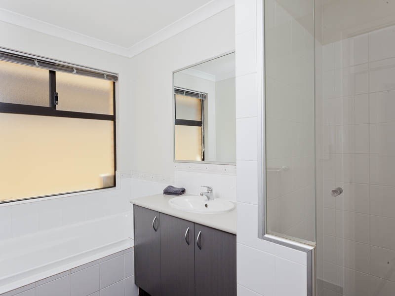 31 Jacksonia Promenade, Success WA 6164