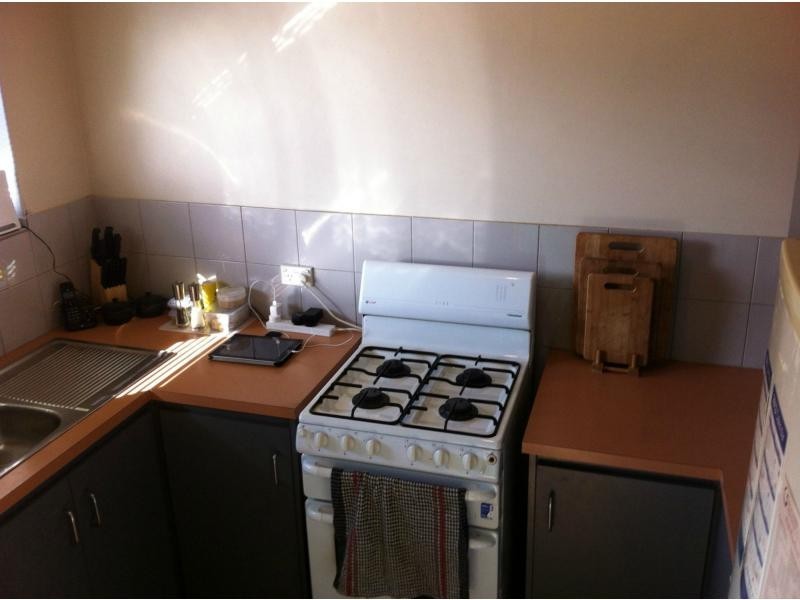 2/1B Prendiville Way, Langford WA 6147