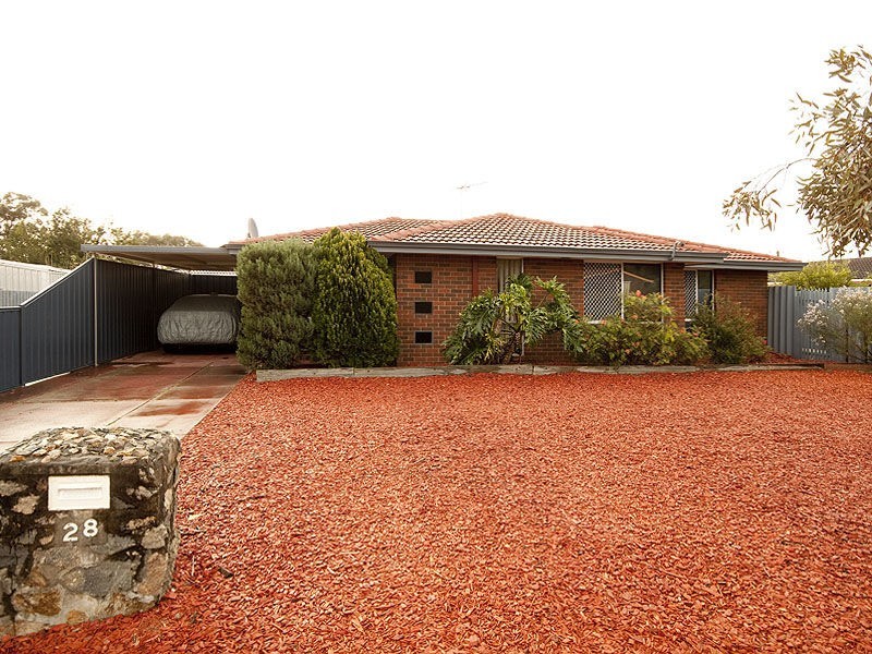 28 Agincourt Drive, Forrestfield WA 6058