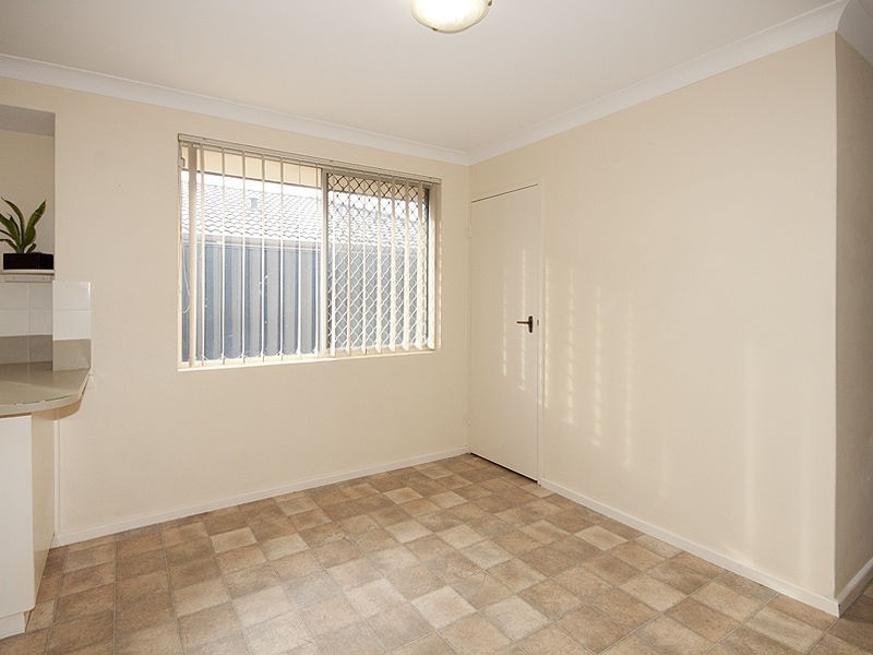 28 Agincourt Drive, Forrestfield WA 6058
