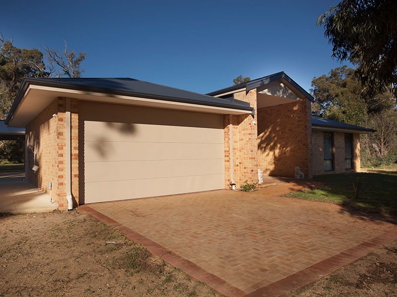 27 Peelfold Glen, Golden Bay WA 6174