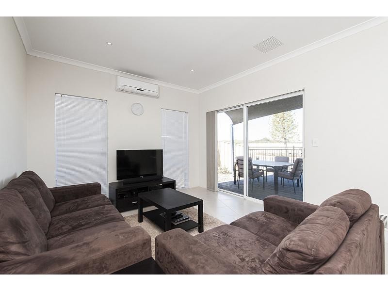 95 Kahana Parkway, Butler WA 6036