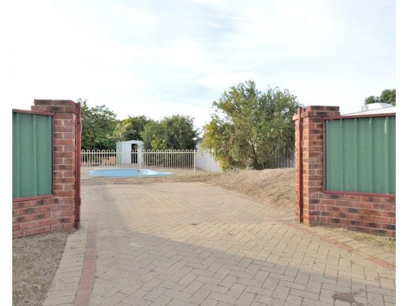 4 Elata Mews, Warnbro WA 6169