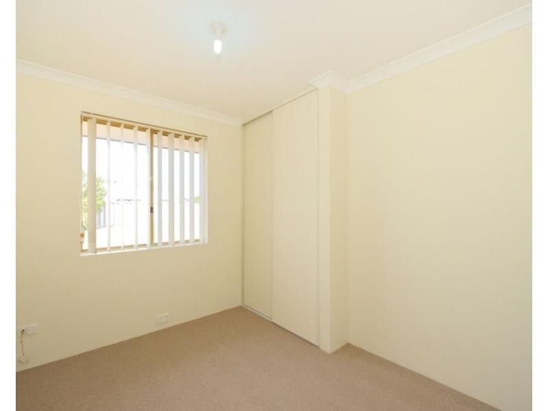 4 Elata Mews, Warnbro WA 6169