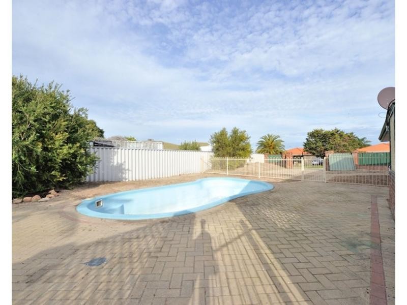 4 Elata Mews, Warnbro WA 6169