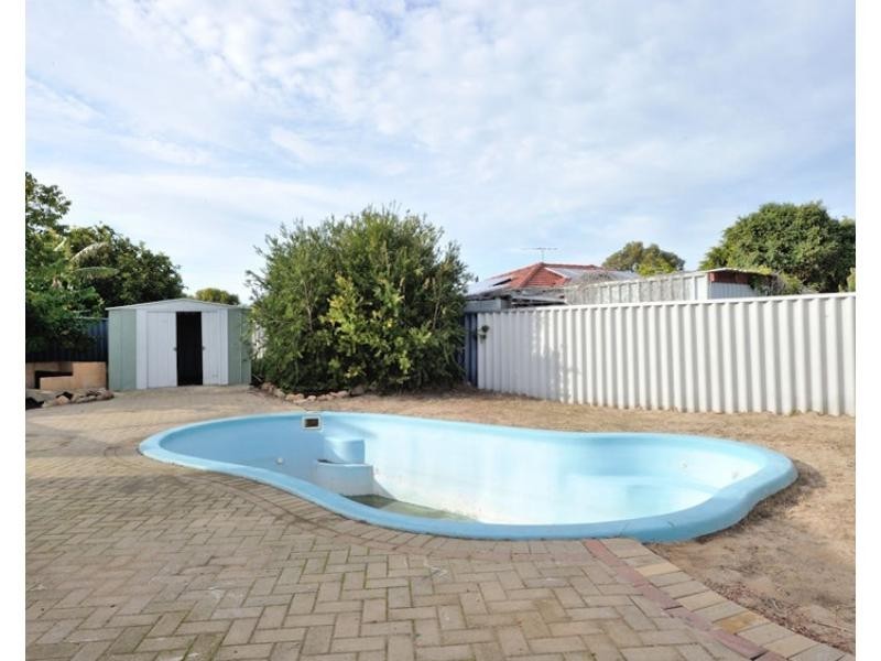 4 Elata Mews, Warnbro WA 6169