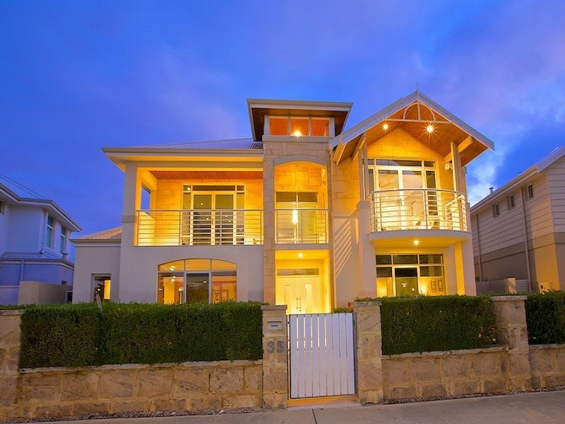 35 Amalfi Drive, Hillarys WA 6025