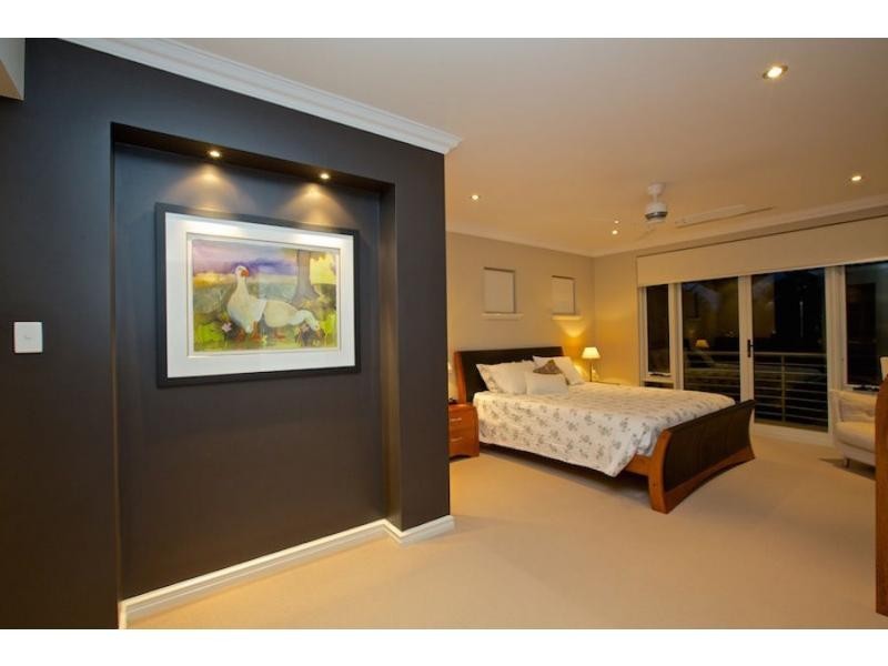 35 Amalfi Drive, Hillarys WA 6025