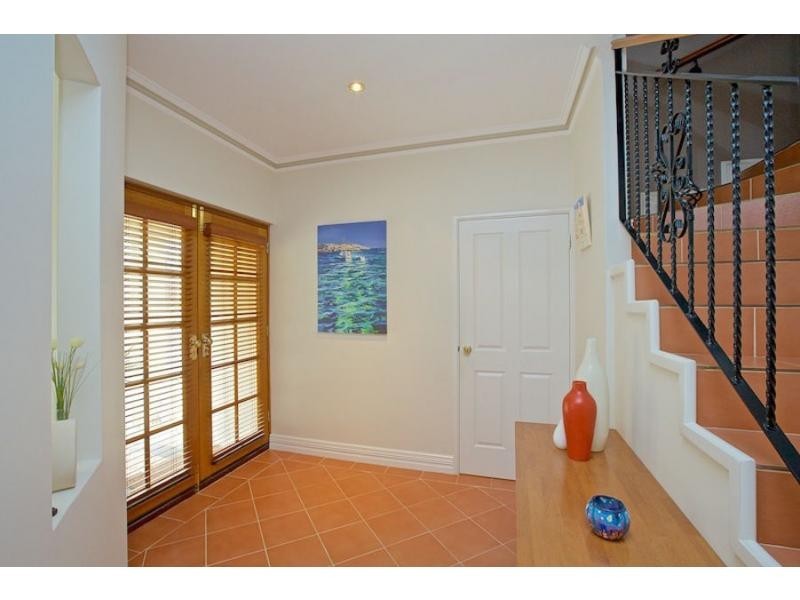 1/20 Coolangatta Retreat, Hillarys WA 6025