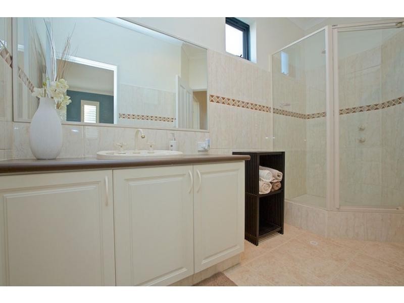 1/20 Coolangatta Retreat, Hillarys WA 6025