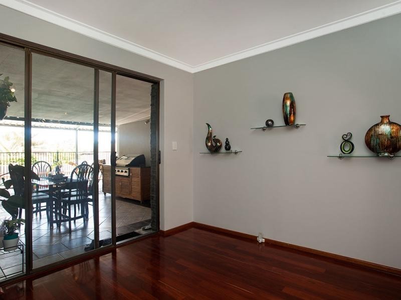 17 Mundi Place, Wanneroo WA 6065