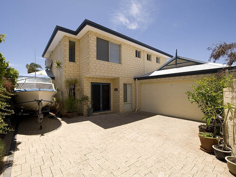 140 Kent Street, Rockingham WA 6168