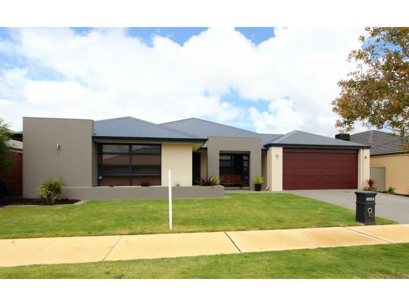 10 Pleasant Avenue, Piara Waters WA 6112