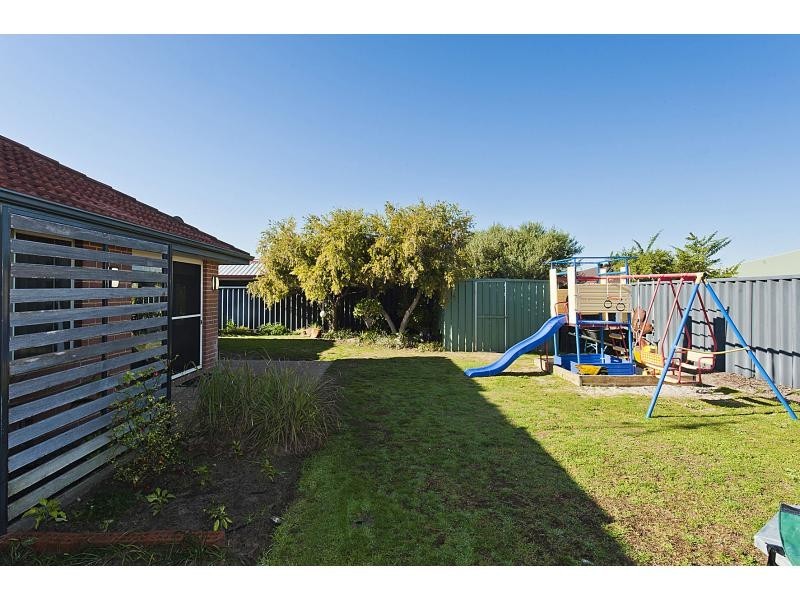 34 St Ettiene Gardens, Port Kennedy WA 6172