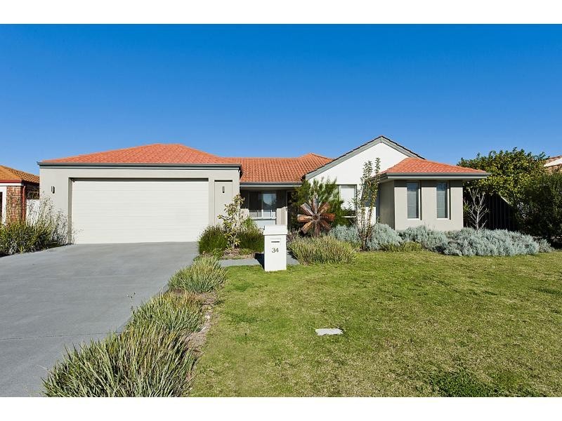 34 St Ettiene Gardens, Port Kennedy WA 6172