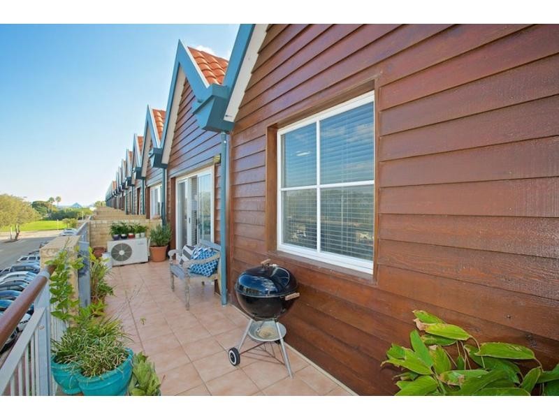 320/68 Southside Drive, Hillarys WA 6025