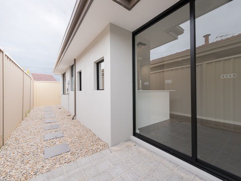 10 Afon Avenue, Shoalwater WA 6169