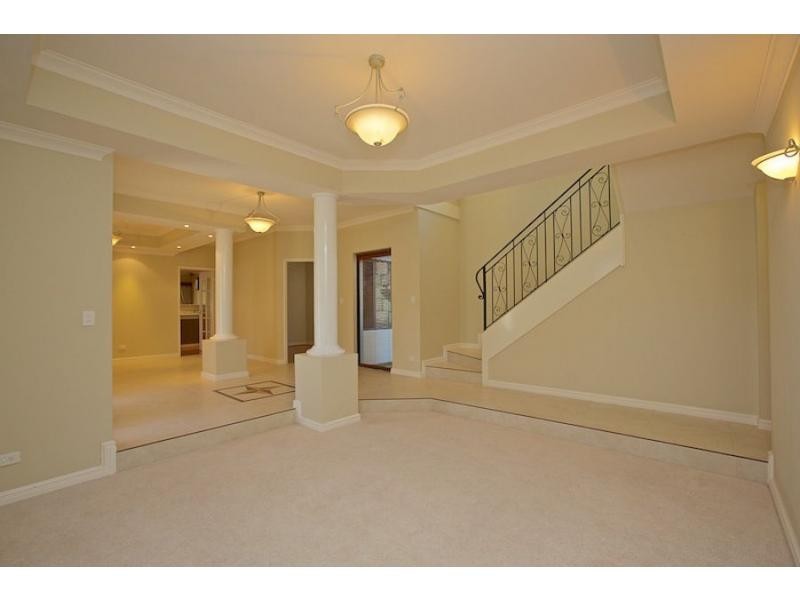 7 Algarve Way, Hillarys WA 6025